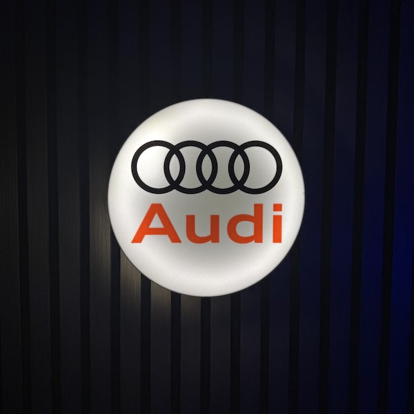 Audi LED-Leuchte - LEDaura personalisierte LED-Leuchte