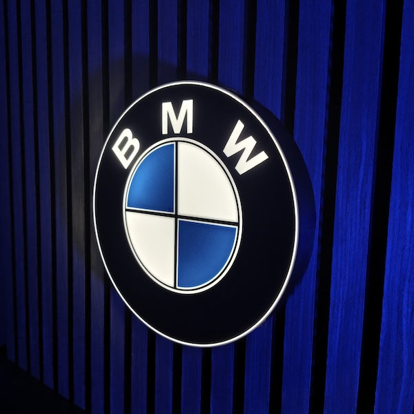 BMW LED-Leuchte - LEDaura personalisierte LED-Leuchte