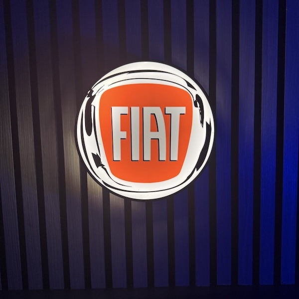 Fiat LED-Leuchte - LEDaura personalisierte LED-Leuchte