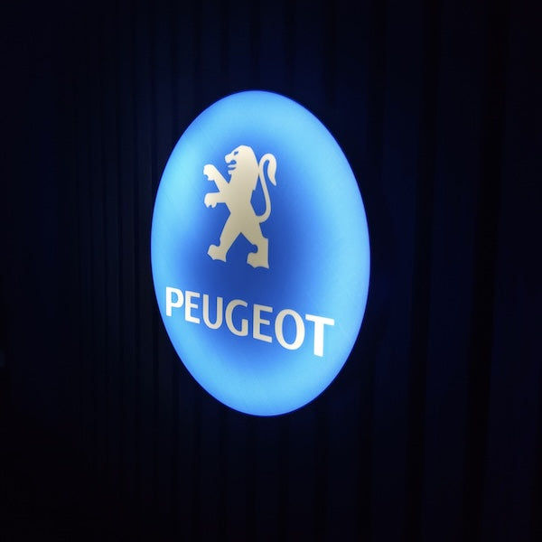 Peugeot LED-Leuchte ALT - LEDaura personalisierte LED-Leuchte