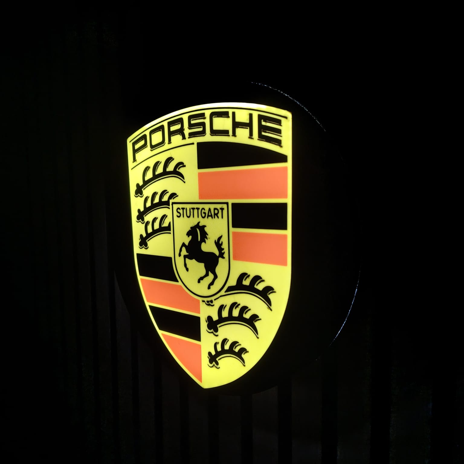 Porsche LED-Leuchte - LEDaura personalisierte LED-Leuchte