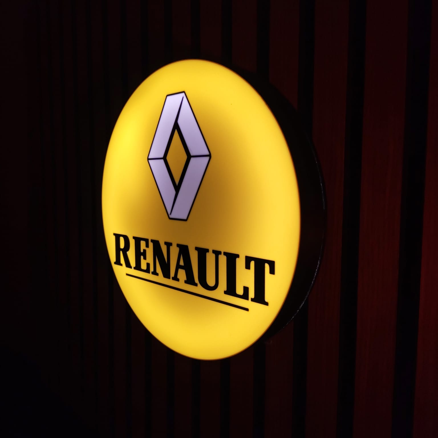 Renault LED-Leuchte - LEDaura personalisierte LED-Leuchte