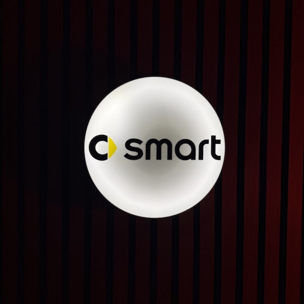 Smart LED-Leuchte - LEDaura personalisierte LED-Leuchte