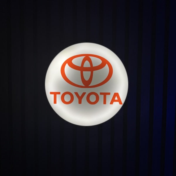 Toyota LED-Leuchte - LEDaura personalisierte LED-Leuchte